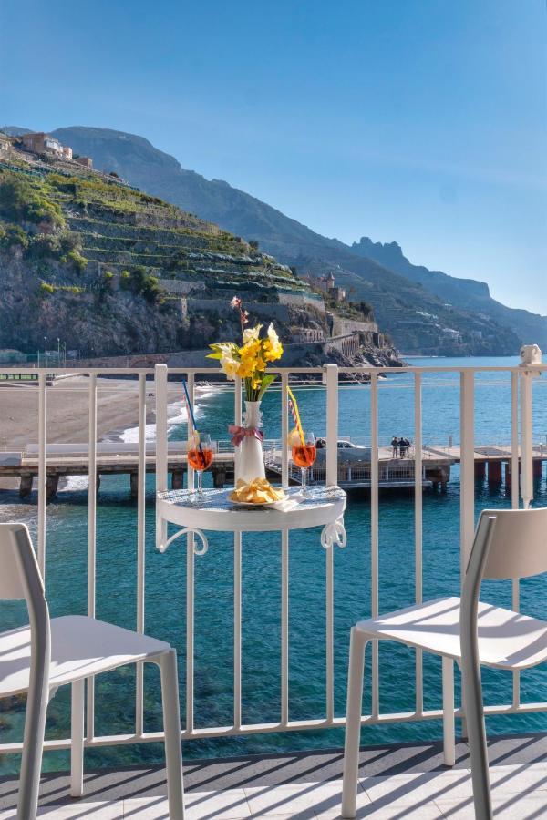 Apartamento Il Nido Del Gabbiano Minori Exterior foto