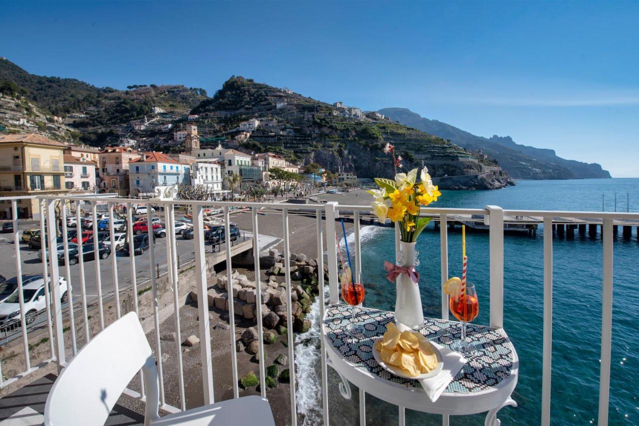 Apartamento Il Nido Del Gabbiano Minori Exterior foto